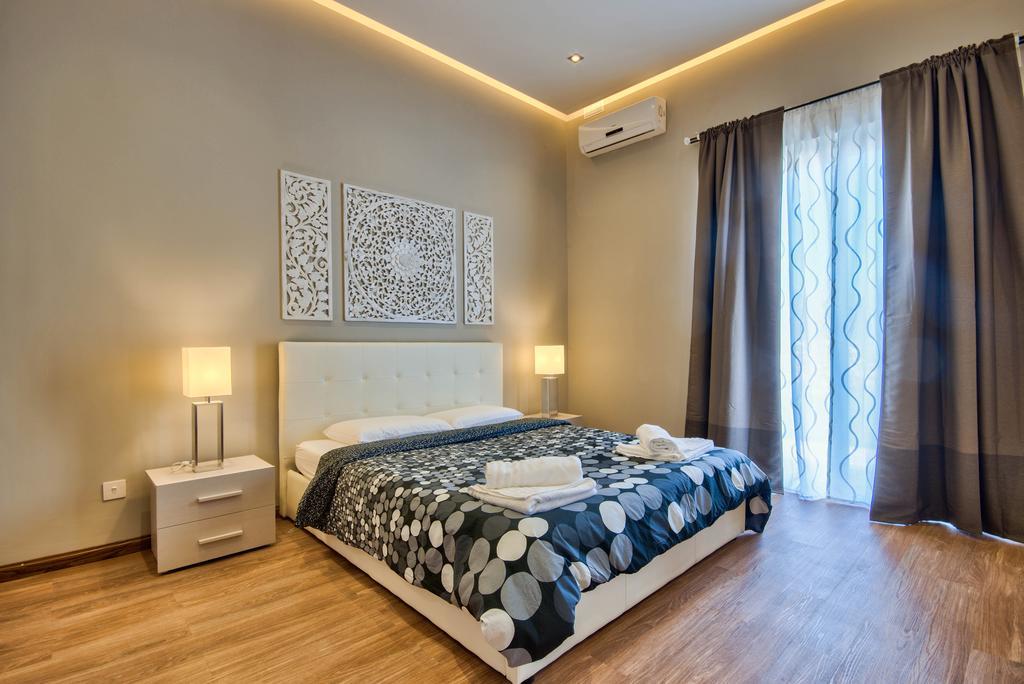 Villa Gaia - Sunset Views, Indoor Heated Pool, Sauna And Games Room Mellieħa Eksteriør billede