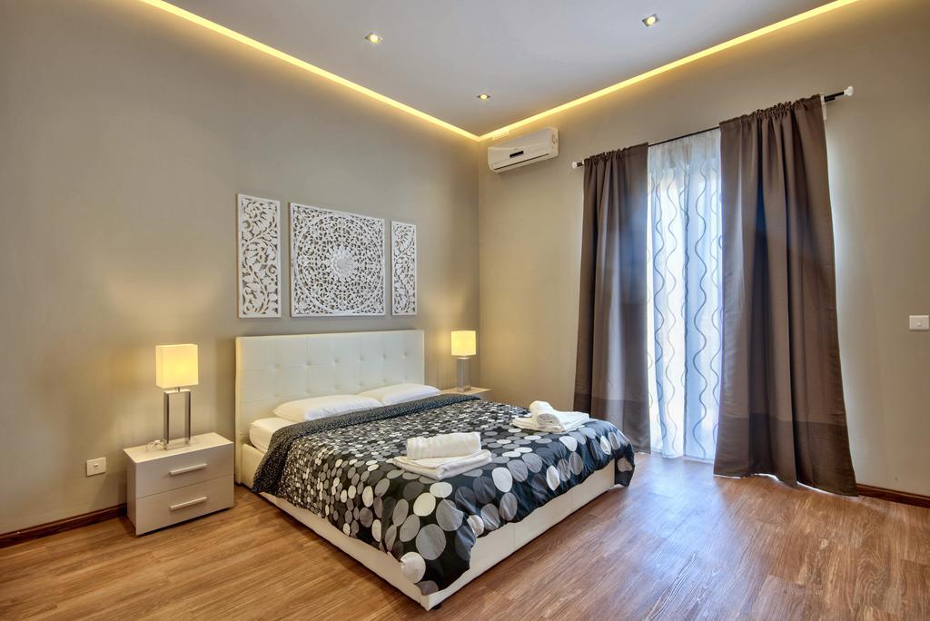 Villa Gaia - Sunset Views, Indoor Heated Pool, Sauna And Games Room Mellieħa Eksteriør billede